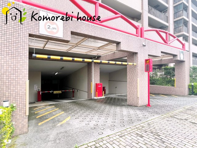 パークシティ白岡ウエストガーデンの駐車場|カースペースがあります
