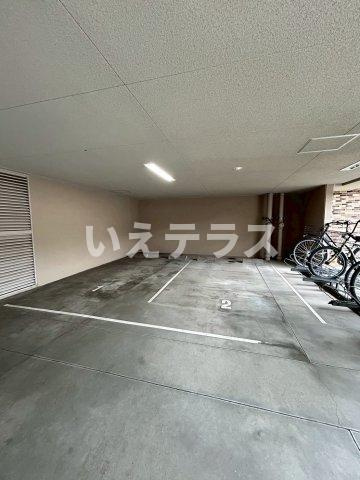 アスヴェル兵庫駅前の駐車場