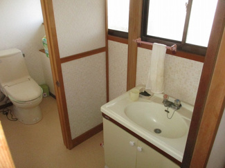【洗面所】 | 岡谷市川岸中３丁目　中古住宅③