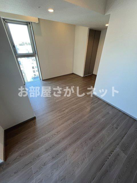 GRAND横濱山下町【おとり物件なし】#学生・社会人にオススメ！初期費用分割払いOK！の居間・リビング