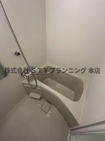 仲介手数料0円！ル・ベリエ平安通の浴室