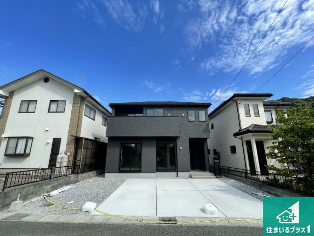 ★29(土)30(日)現地見学可能！★近江八幡市船木町　第1期　新築一戸建ての外観|安心の10年保証！外観を美しく保ち、雨水で汚れを落とします！気になることがありましたら、お気軽にお問い合わせください！