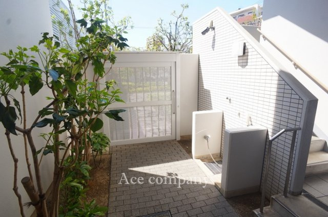 【その他共用部分】 | ディアエスタミオ南住吉壱番館 | マンション敷地内にペットの足洗い場あります♪