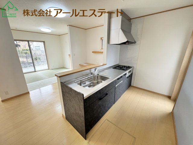 加古川市東神吉町西井ノ口　　JR「宝殿駅」徒歩14分のキッチン