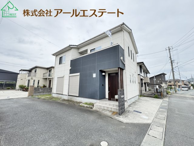 加古川市東神吉町西井ノ口　　JR「宝殿駅」徒歩14分