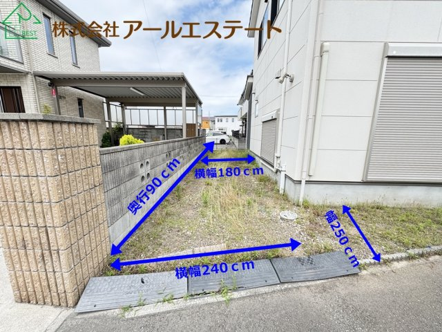 加古川市東神吉町西井ノ口　　JR「宝殿駅」徒歩14分の駐車場