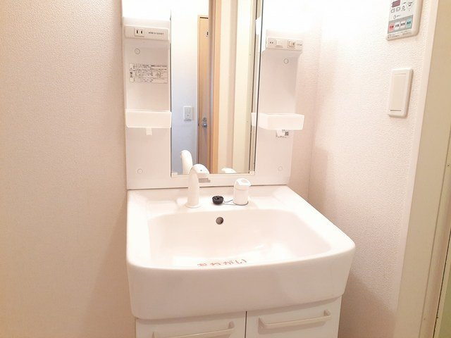 プリムローズ　Ⅱの独立洗面台