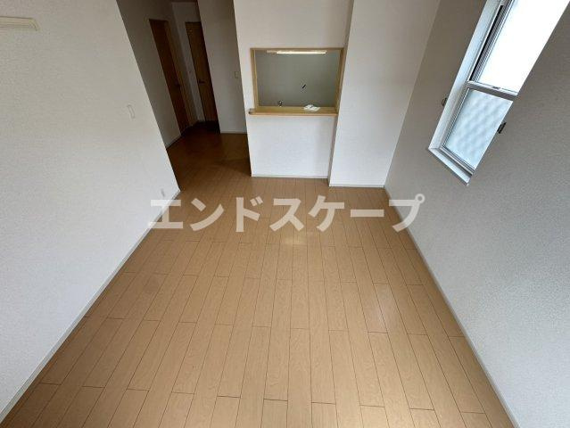 セルフィーユⅡの居間・リビング|高崎、前橋のお部屋探しはエンドスケープまで！お客様の理想お聞かせ下さい♪