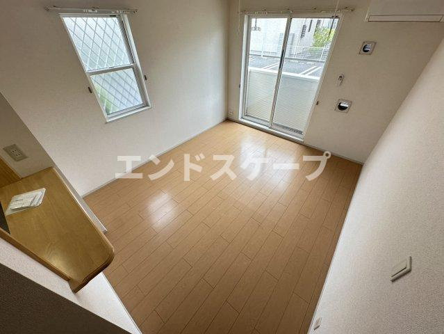 セルフィーユⅡの居間・リビング|高崎、前橋のお部屋探しはエンドスケープまで！お客様の理想お聞かせ下さい♪