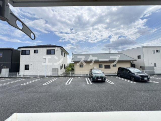 セルフィーユⅡの駐車場|高崎、前橋のお部屋探しはエンドスケープまで！お客様の理想お聞かせ下さい♪