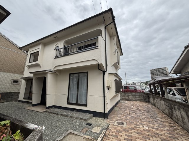 南蔵王5丁目　　中古住宅のトイレ