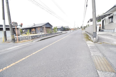 【前面道路含む現地写真】 | 鹿屋市東原町　売地