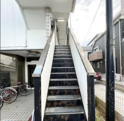 タッソーハイツのエントランス