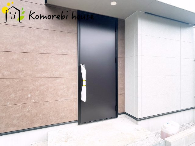 さいたま市北区奈良町079②　新築一戸建て　01の玄関|ゆったりとした玄関です