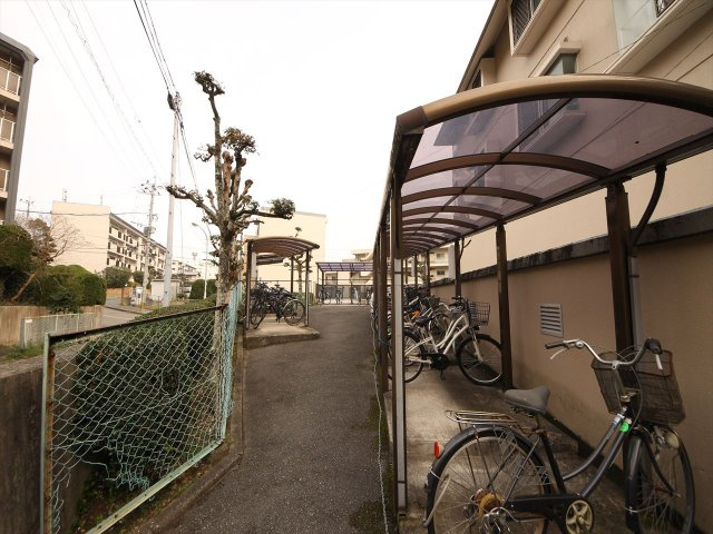 【駐輪場】 | 長丘コーポB棟