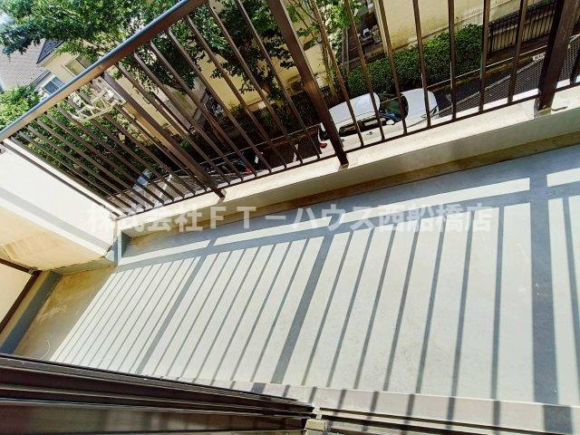 市川東レジデンスのバルコニー