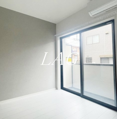 【居間・リビング】 | ＭＥＬＤＩＡ秋山 | 洋室のお部屋です。
