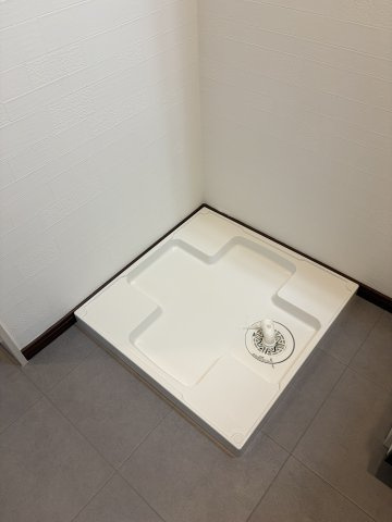 尼崎市東難波町４丁目戸建のランドリースペース