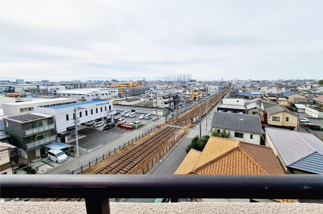 ライオンズガーデン浜寺の展望|眺望：10階建ての6階部分で眺望良好です。