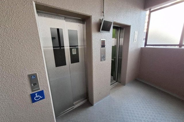 ライオンズガーデン浜寺のその他共用部分|エレベーター
