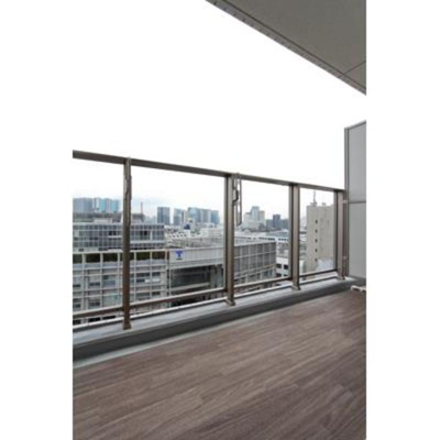 【バルコニー】 | レビスタ白金高輪 | ※写真は同タイプ住戸です。