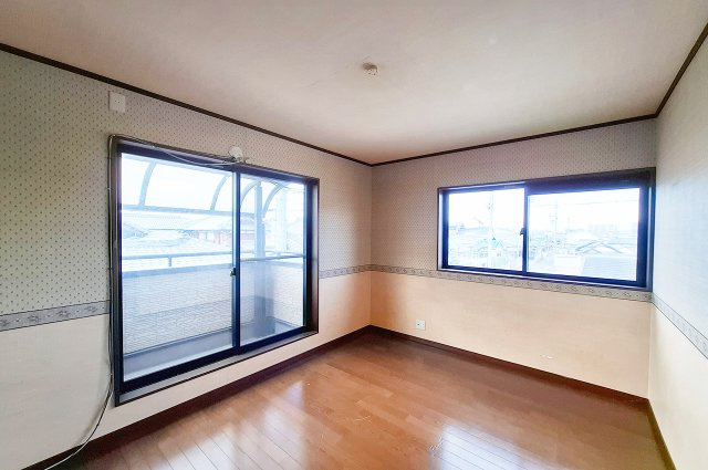 岸和田市畑町1丁目の子供部屋|洋室2