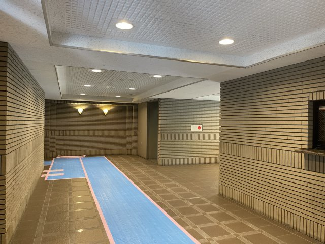 T’s garden東陽町のロビー|清掃の行き届いた共有部となっております。