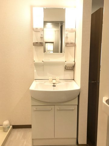 プレステージ芦屋F棟の洗面所|広い洗面スペース