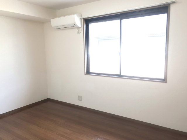 プレステージ芦屋F棟の洋室|洋室6畳です