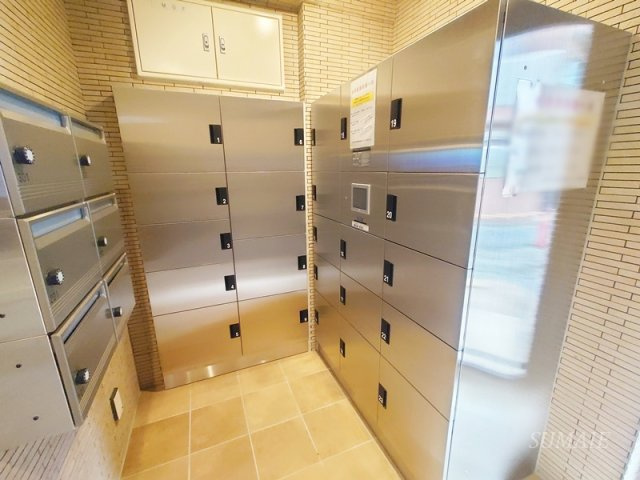 エレガンス十条のその他共用部分|宅配ボックスです☆