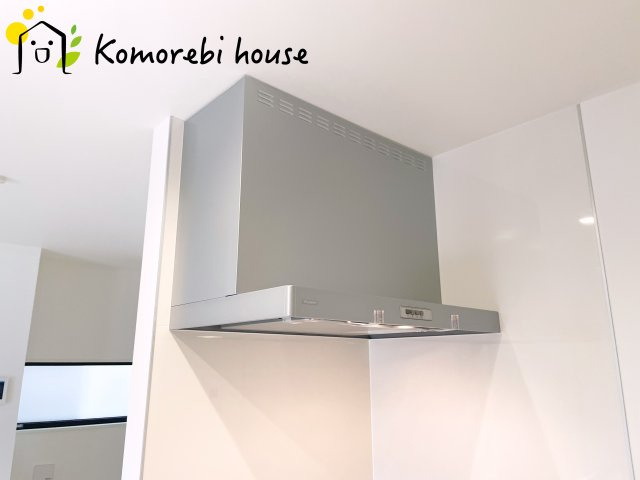 さいたま市北区奈良町079②　新築一戸建て　02のキッチン|お料理しやすいキッチンです