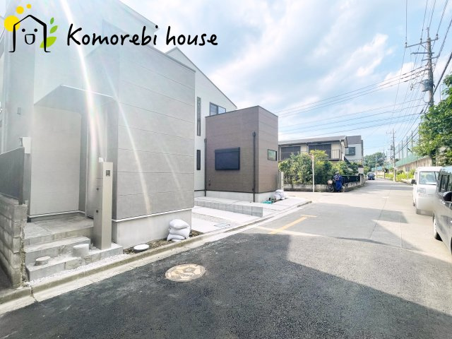 さいたま市北区奈良町079②　新築一戸建て　02の前面道路含む現地写真|前面道路含む現地写真です