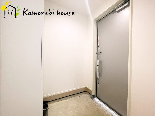 さいたま市北区奈良町079②　新築一戸建て　02の玄関|ゆったりとした玄関です