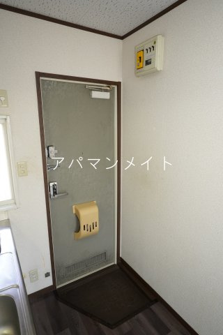 【玄関】 | 第二稲荷山ハイツA | 玄関です