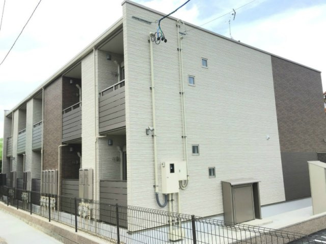 クレイノリバーサイドの外観