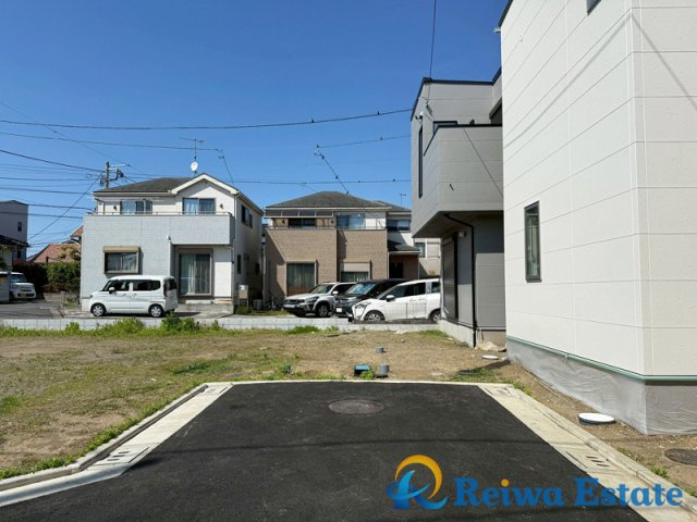 新築戸建　茅ヶ崎市松林1丁目の前面道路含む現地写真