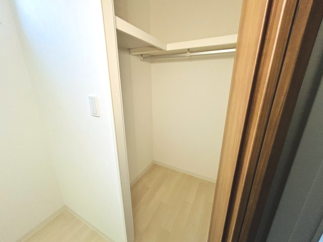 エハコ日暮通の収納