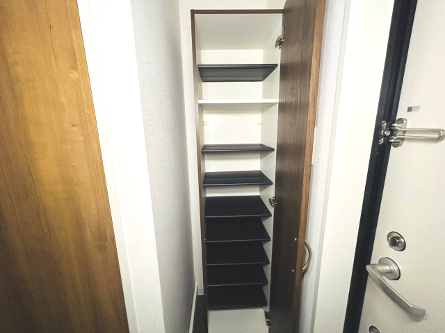 エハコ日暮通の収納