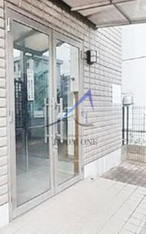 スリジエのエントランス|エントランスです。