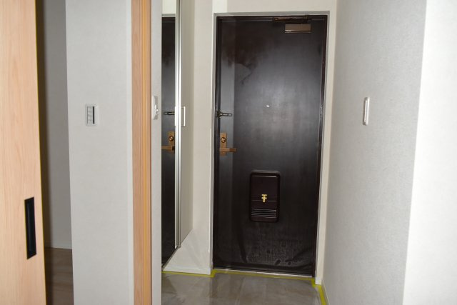 府中市武蔵台３丁目の中古マンションの玄関