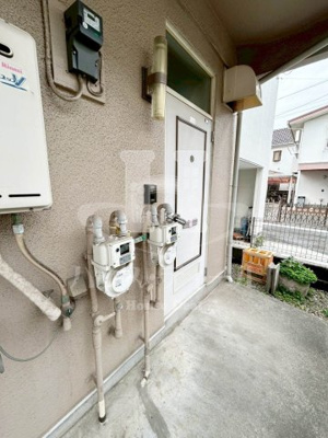 【エントランス】 | モンシャトー87 | 落ち着いたエントランスです