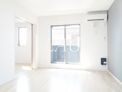 【居間・リビング】 | アインスブルク | 洋室のお部屋です。