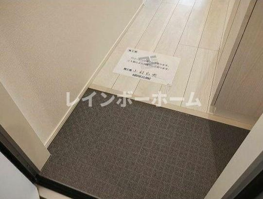 カインドネス京成小岩の玄関