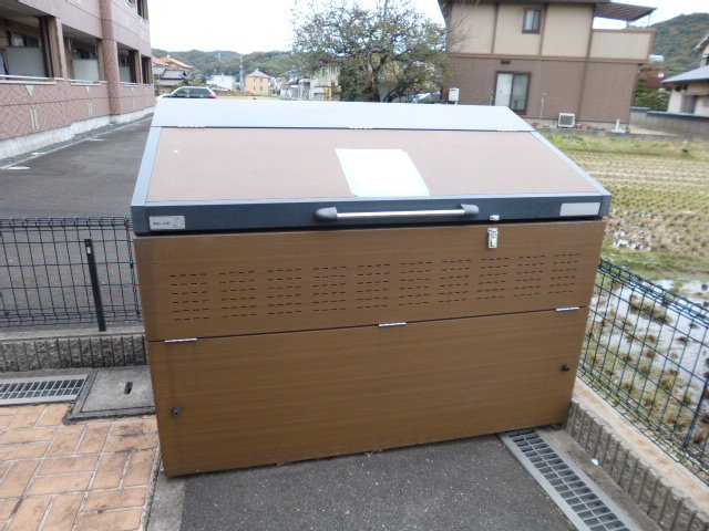 ハミングバードＢのその他共用部分|敷地内専用ゴミステーション