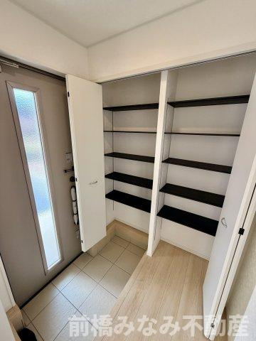 【新築】前橋市青柳町第28　４号棟(全10棟)　クレイドルガーデン　新築建売分譲の玄関|毎日通る玄関はこちらです