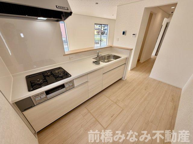 【新築】前橋市青柳町第28　４号棟(全10棟)　クレイドルガーデン　新築建売分譲のキッチン|キッチンでお料理をお楽しみください