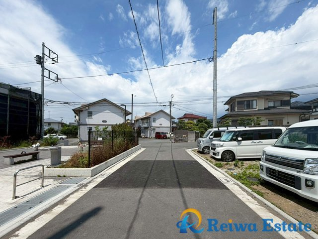 新築戸建　茅ヶ崎市松林1丁目の前面道路含む現地写真