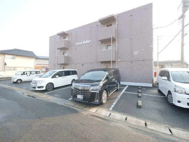 カーサソラーレの駐車場