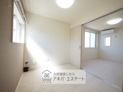 【寝室】 | 西新井栄町一丁目2B | ※同一仕様写真