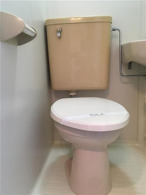 日興パレス横浜西のトイレ